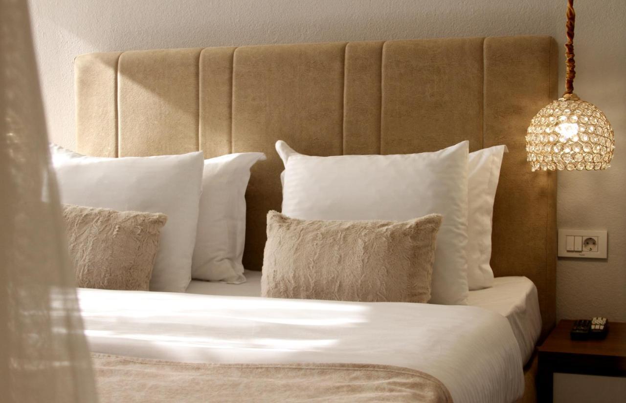 Hotel Driada Gjakova Экстерьер фото