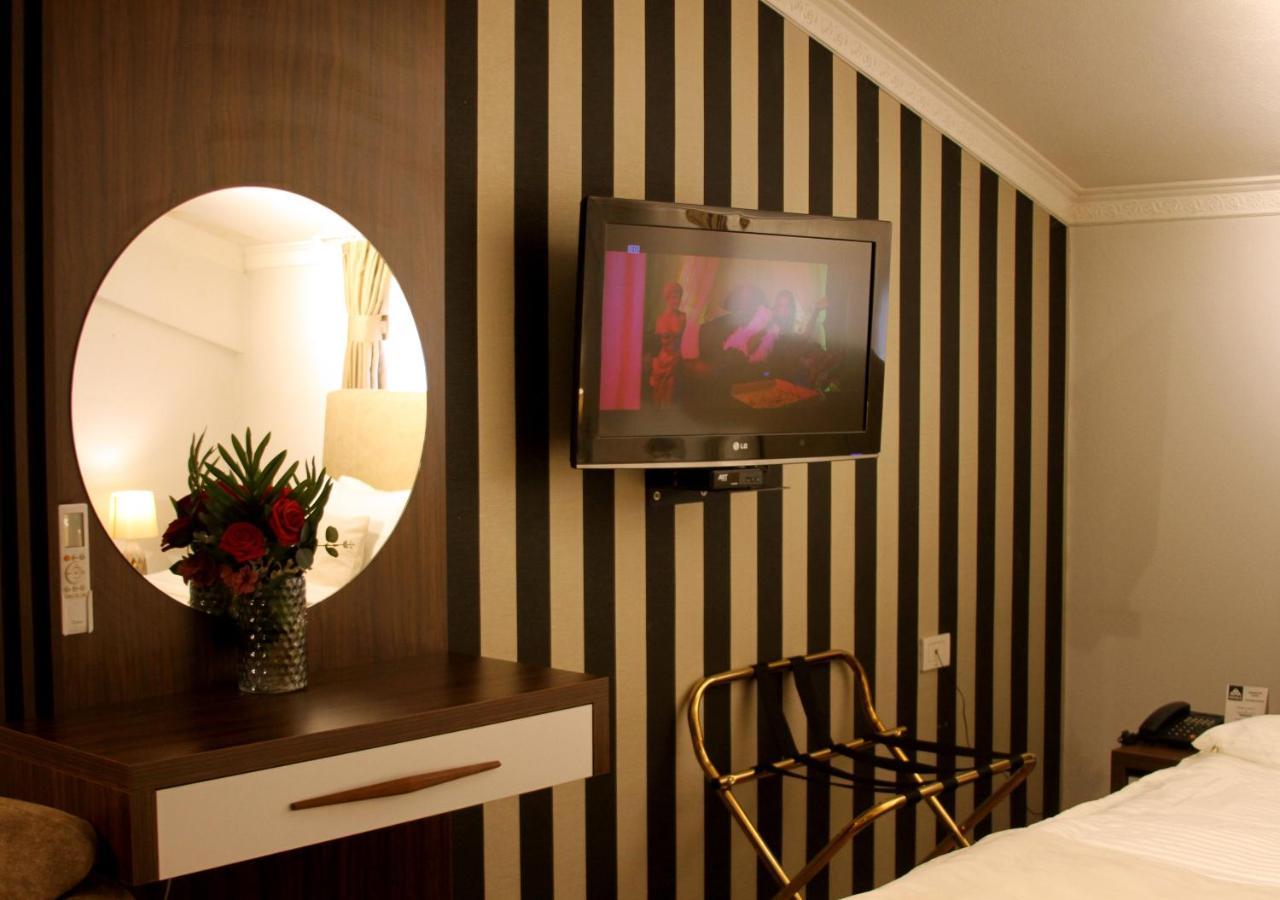 Hotel Driada Gjakova Экстерьер фото