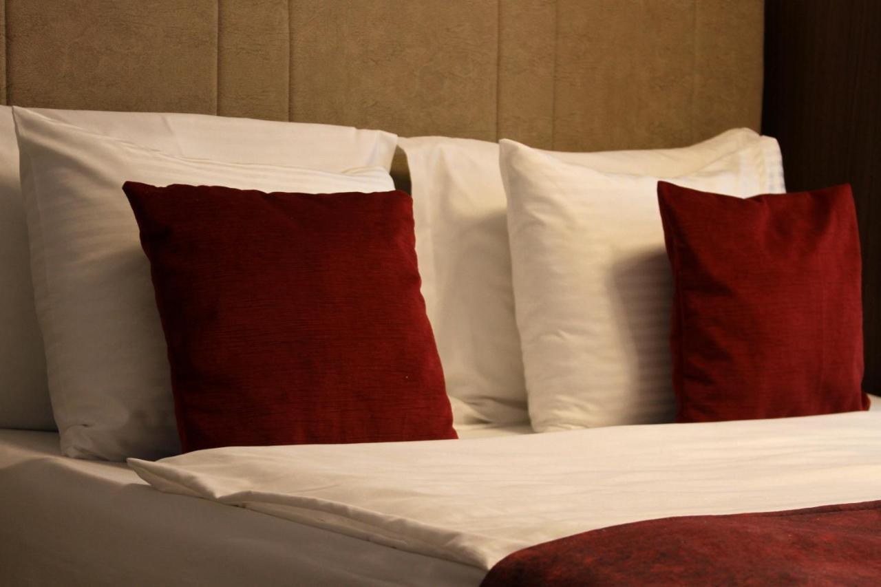 Hotel Driada Gjakova Экстерьер фото