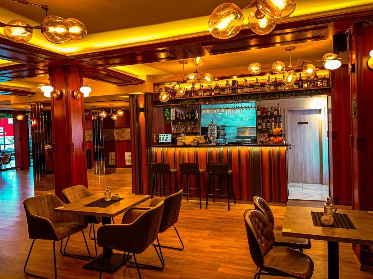 Hotel Driada Gjakova Экстерьер фото
