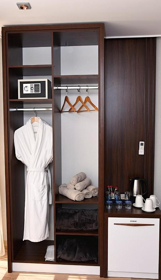 Hotel Driada Gjakova Экстерьер фото