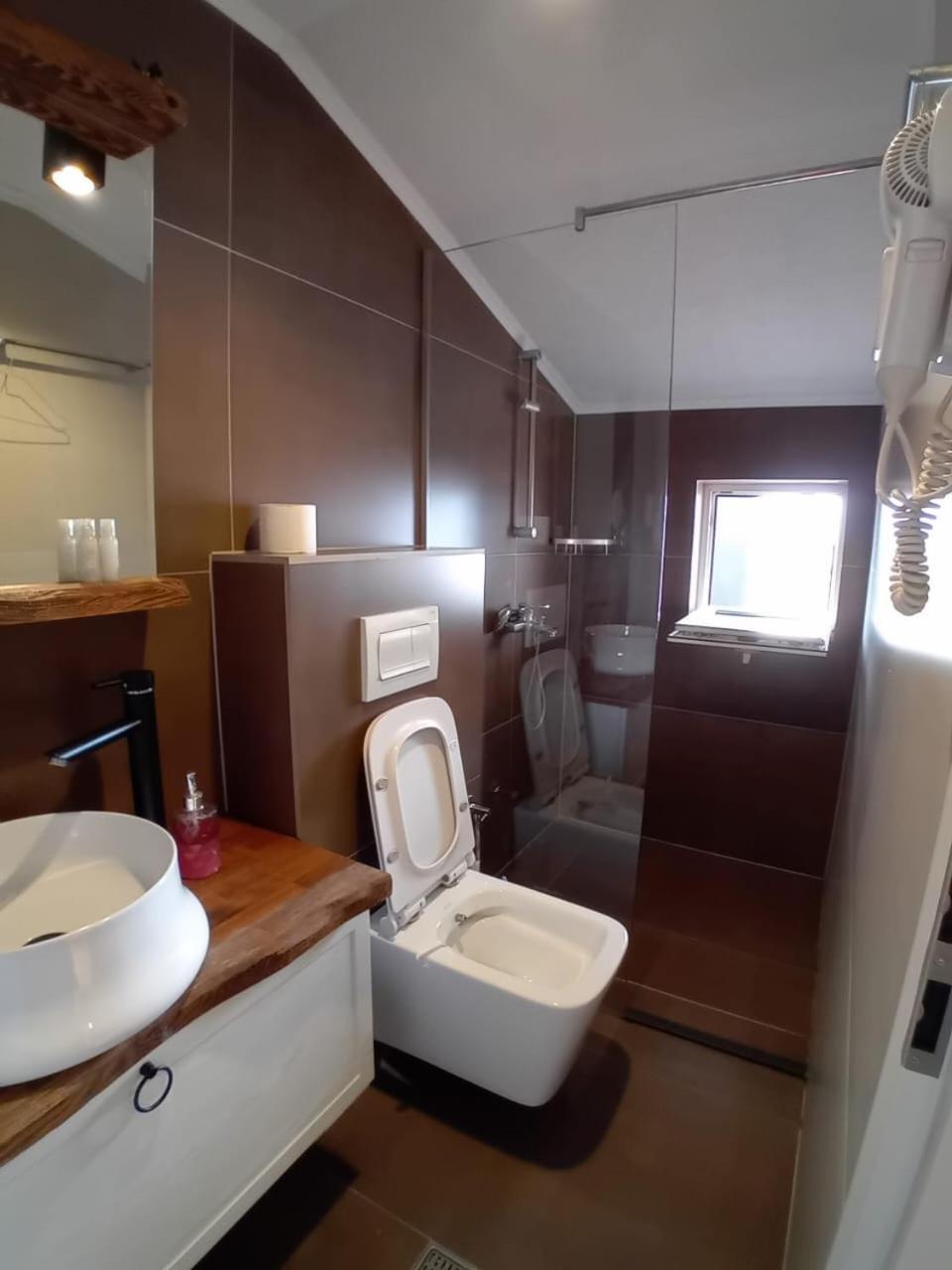 Hotel Driada Gjakova Экстерьер фото